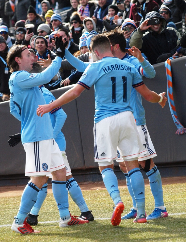 NYCFC triunfa ante DC United  4-0 en el Yankee Stadium