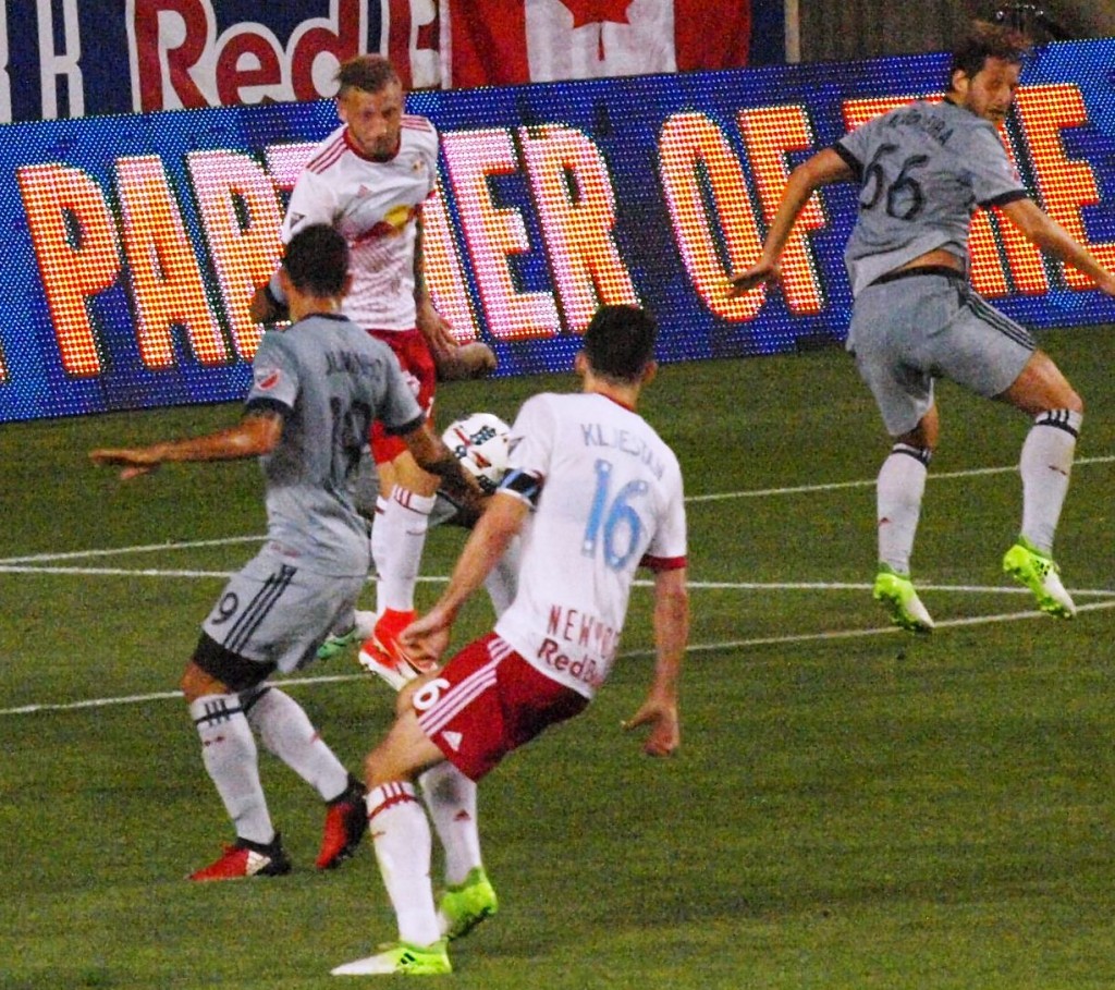 Chicago Fire Fall 2-1 at New York Red Bulls