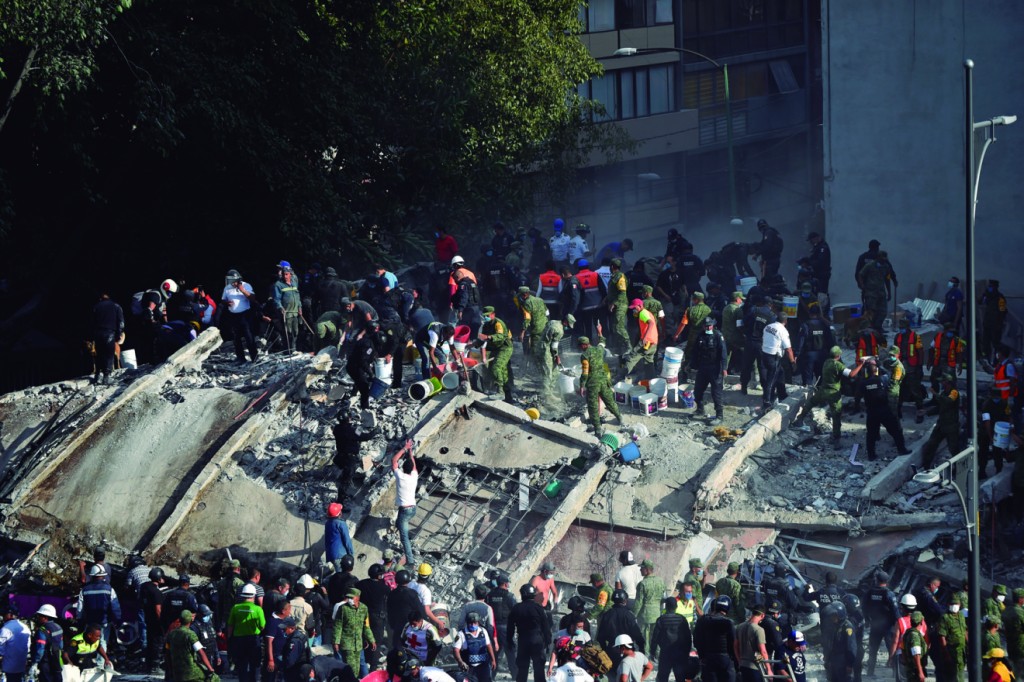 Muerte y destrucción tras potente terremoto en México